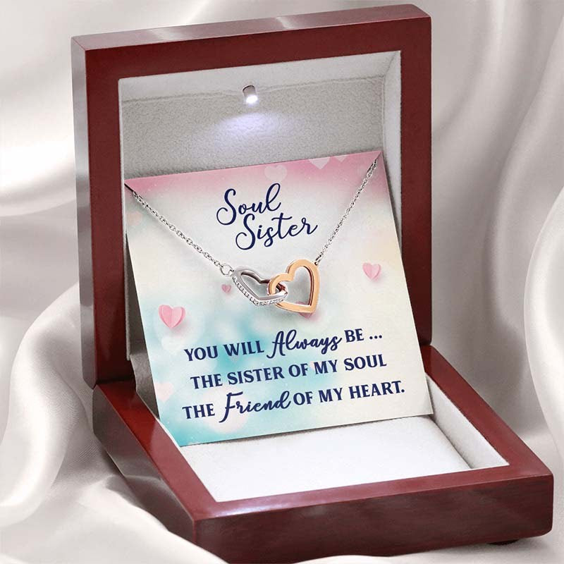 Soul sister customized gift: Necklace with interlocking heart pendants on a 'Soul Sister' card in a wooden box.