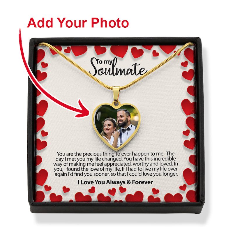 Photo necklace: gold heart-shaped photo necklace in a gift box with red hearts and romantic text.