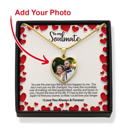 Photo necklace: gold heart-shaped photo necklace in a gift box with red hearts and romantic text.
